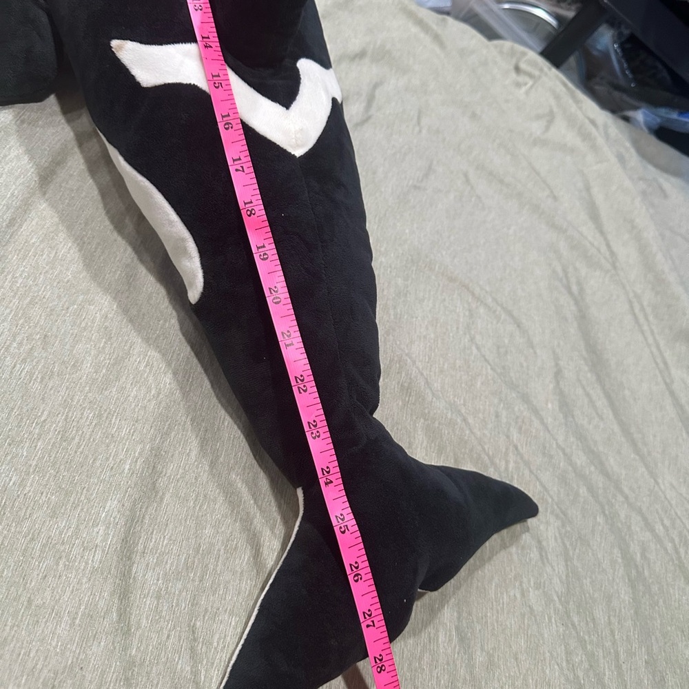 Black and White Orca Plush Toy - Picture 2 of 4